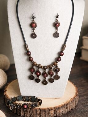 Boho Vintage Red and Brown Beaded Pendant Necklace, Bracelet and Earrings Set